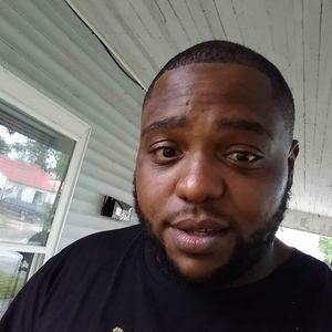 Meet your Posher, Derick